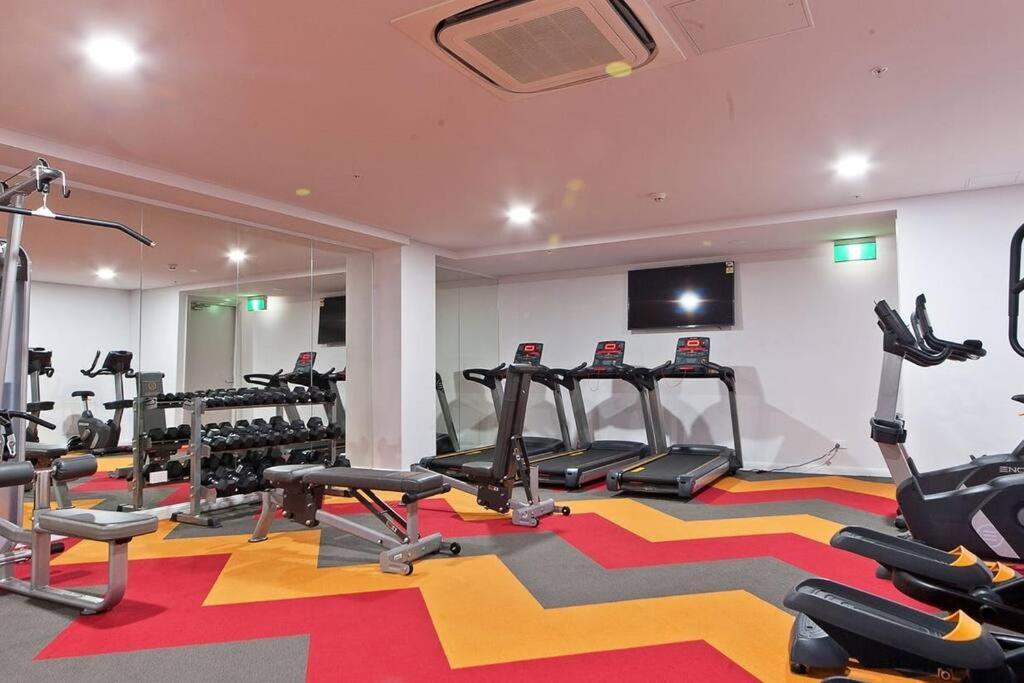 Four Bedroom Apartment With Facilities In Olympic Park سيدني المظهر الخارجي الصورة